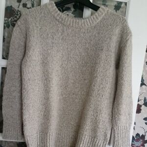 BB Dakota sweater